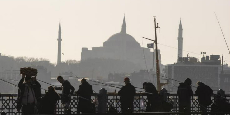 Διαψεύδει η Κομισιόν δημοσιεύματα περί νέων περικοπών προενταξιακών κονδυλίων για την Τουρκία